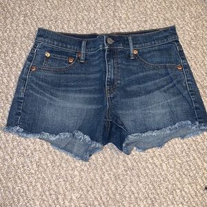 Women’s gap shorts